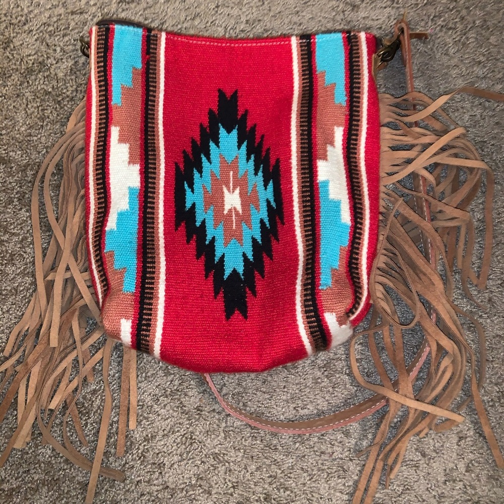 Saddle bag purse